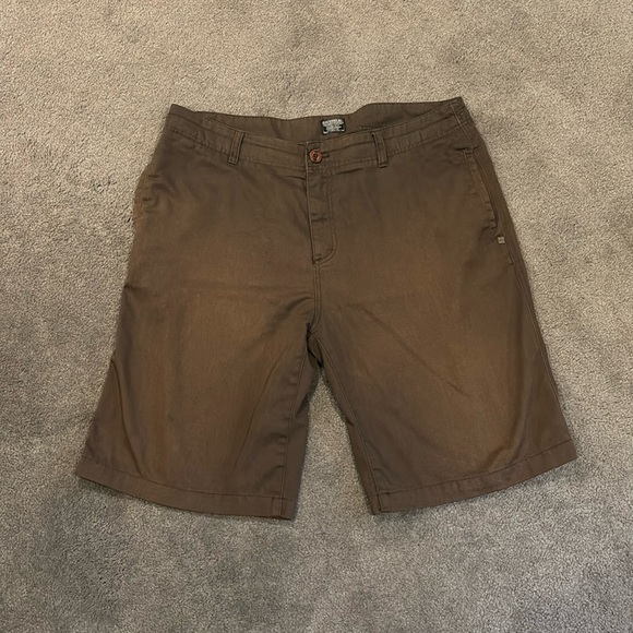 Brown Dc Shorts - Picture 1 of 6